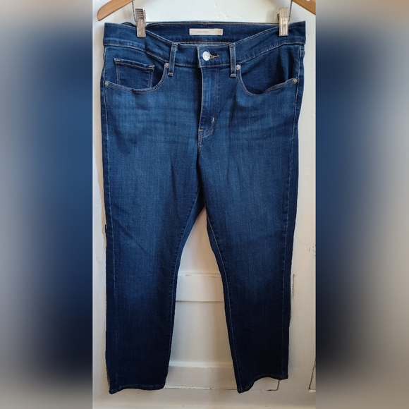 Levi's Women's Classic Straight Denim Blue Jeans | Size 10 - Picture 1 of 6